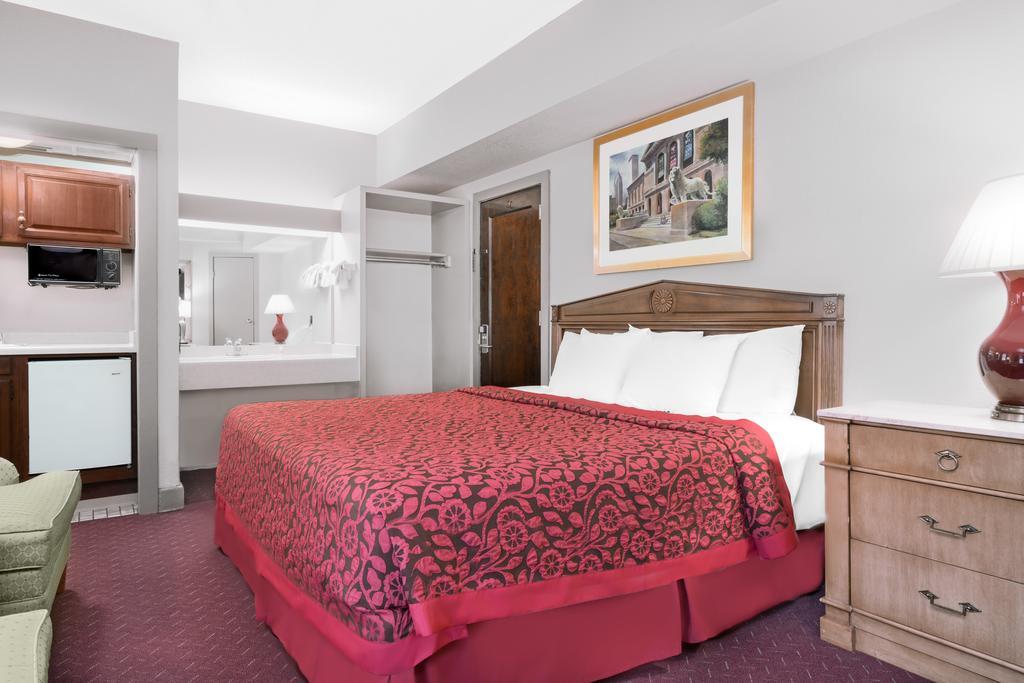 Days Inn By Wyndham Rochester Downtown מראה חיצוני תמונה